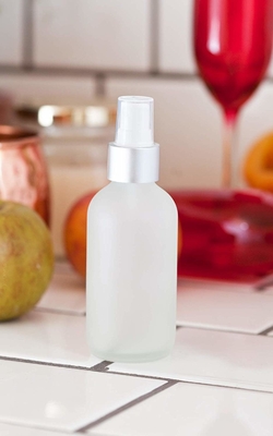 HAUSTIER 50ml kosmetische Sprühflasche-Behälter mit 24MM Pumpe