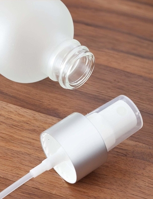 HAUSTIER 50ml kosmetische Sprühflasche-Behälter mit 24MM Pumpe